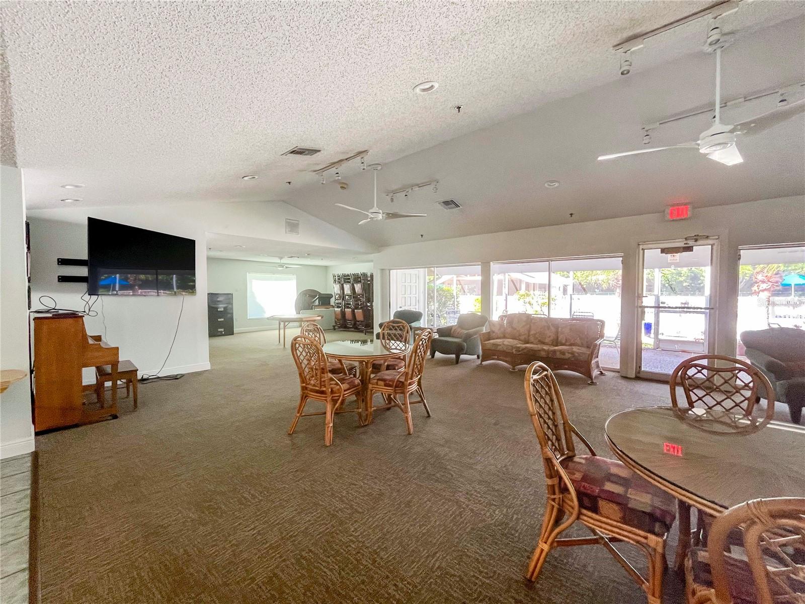 VILLAGE GARDENS - Residential Lease