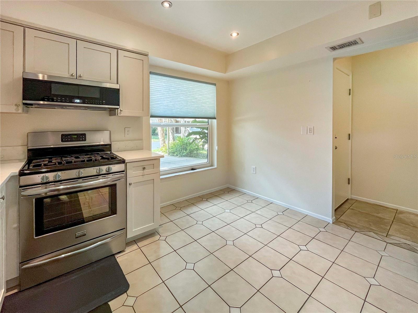 VILLAGE GARDENS - Residential Lease