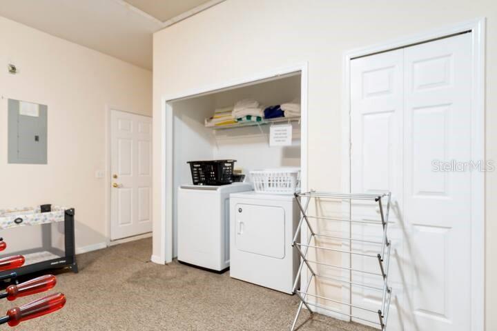 SUNSET LAKES PH 01 - Residential