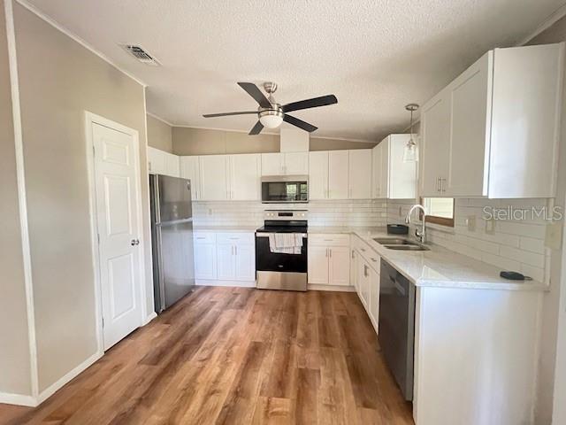 LADY LAKE ORANGE BLOSSOM GARDENS UNIT 08 - Residential Lease