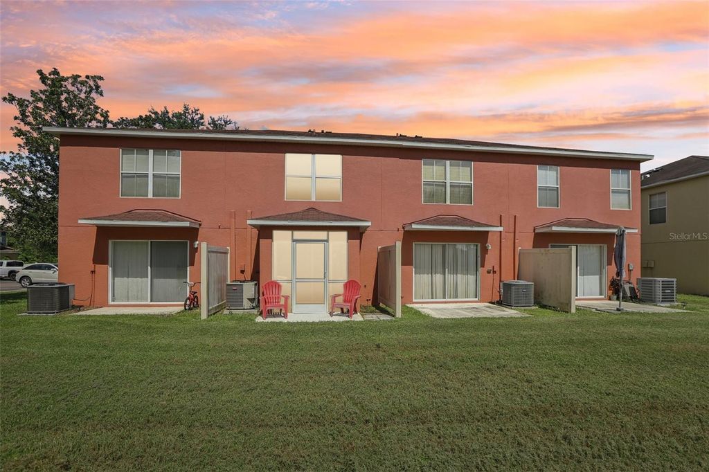 Photo of 6907 Hawthorne Trace Lane, Riverview, FL 33578 (MLS # TB8416044)