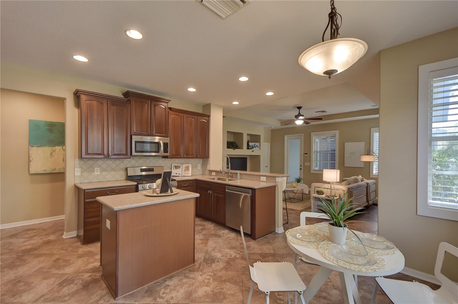 FISHHAWK RANCH TOWNCENTER PH 2 - Residential