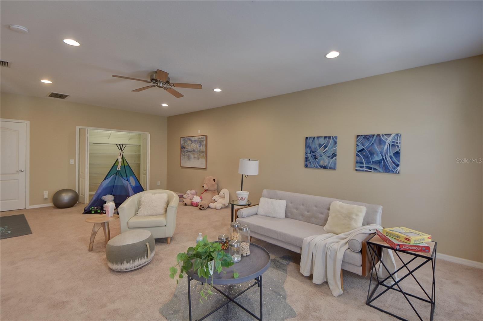 FISHHAWK RANCH TOWNCENTER PH 2 - Residential