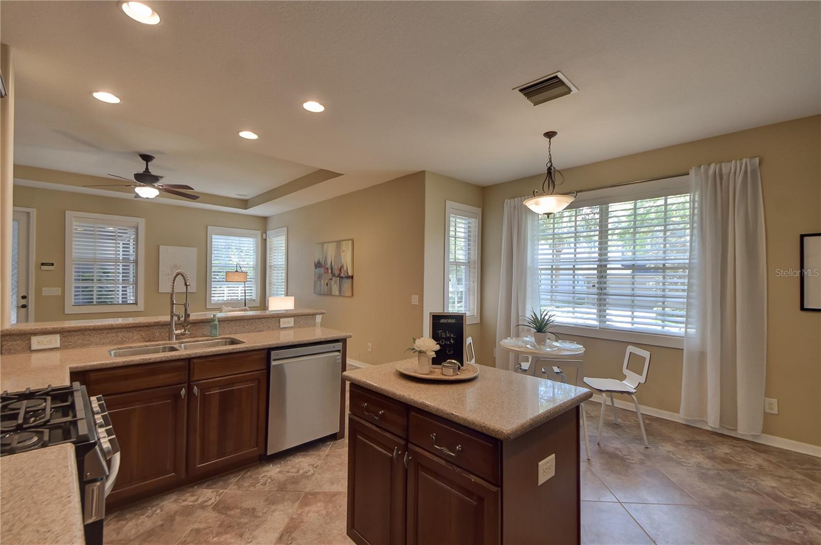 FISHHAWK RANCH TOWNCENTER PH 2 - Residential