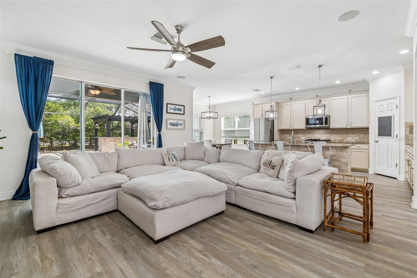 FISHHAWK RANCH TR 8 PT - Residential