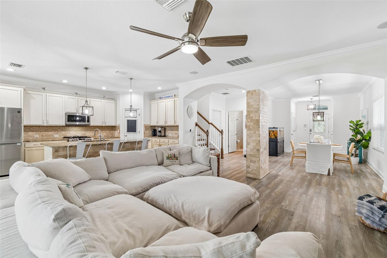 FISHHAWK RANCH TR 8 PT - Residential