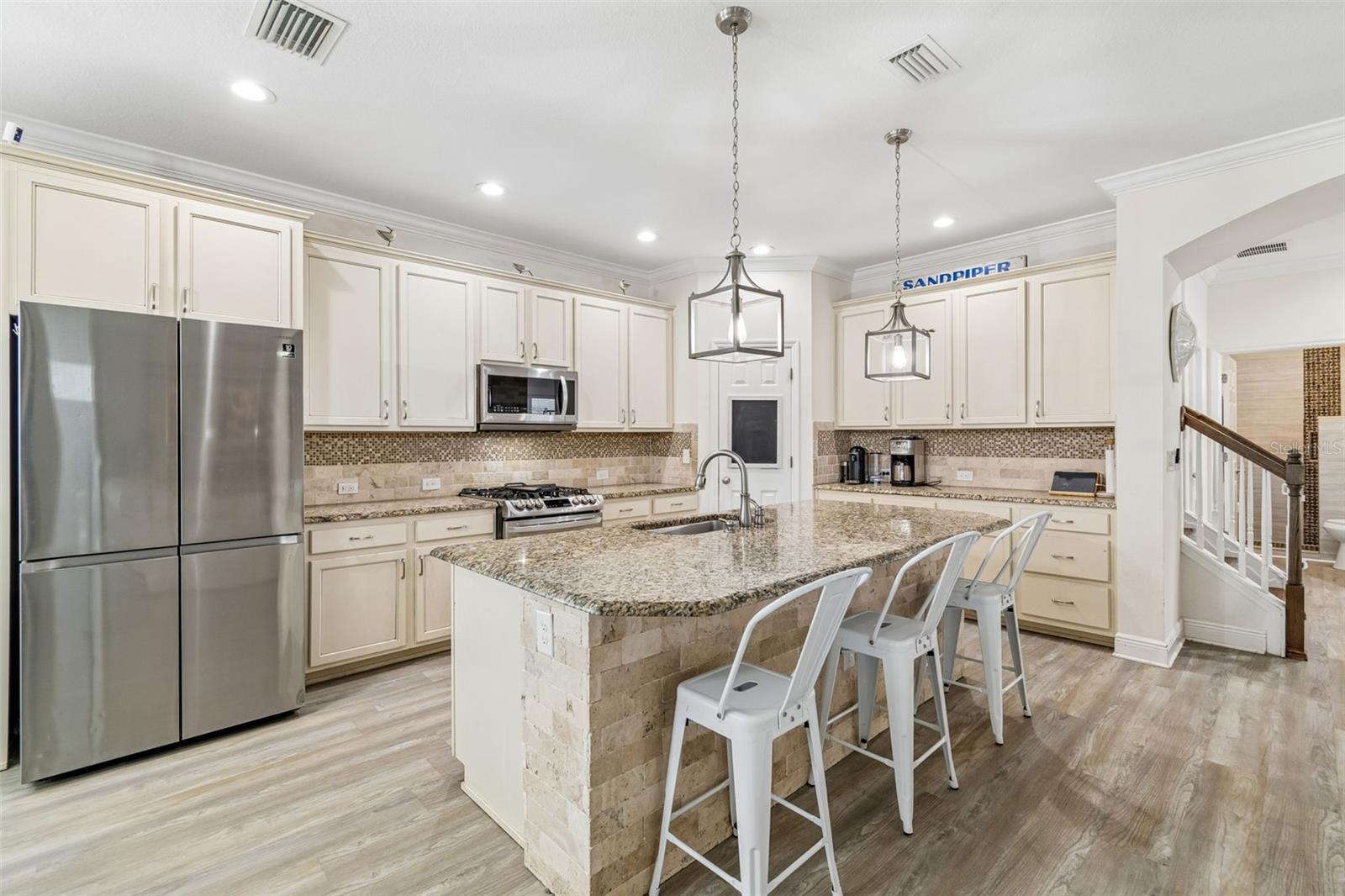FISHHAWK RANCH TR 8 PT - Residential