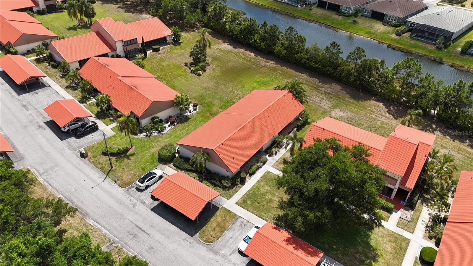 SUNRISE GOLF CLUB PH I - Residential