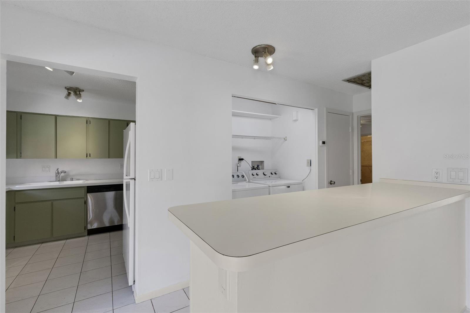 SUNRISE GOLF CLUB PH I - Residential