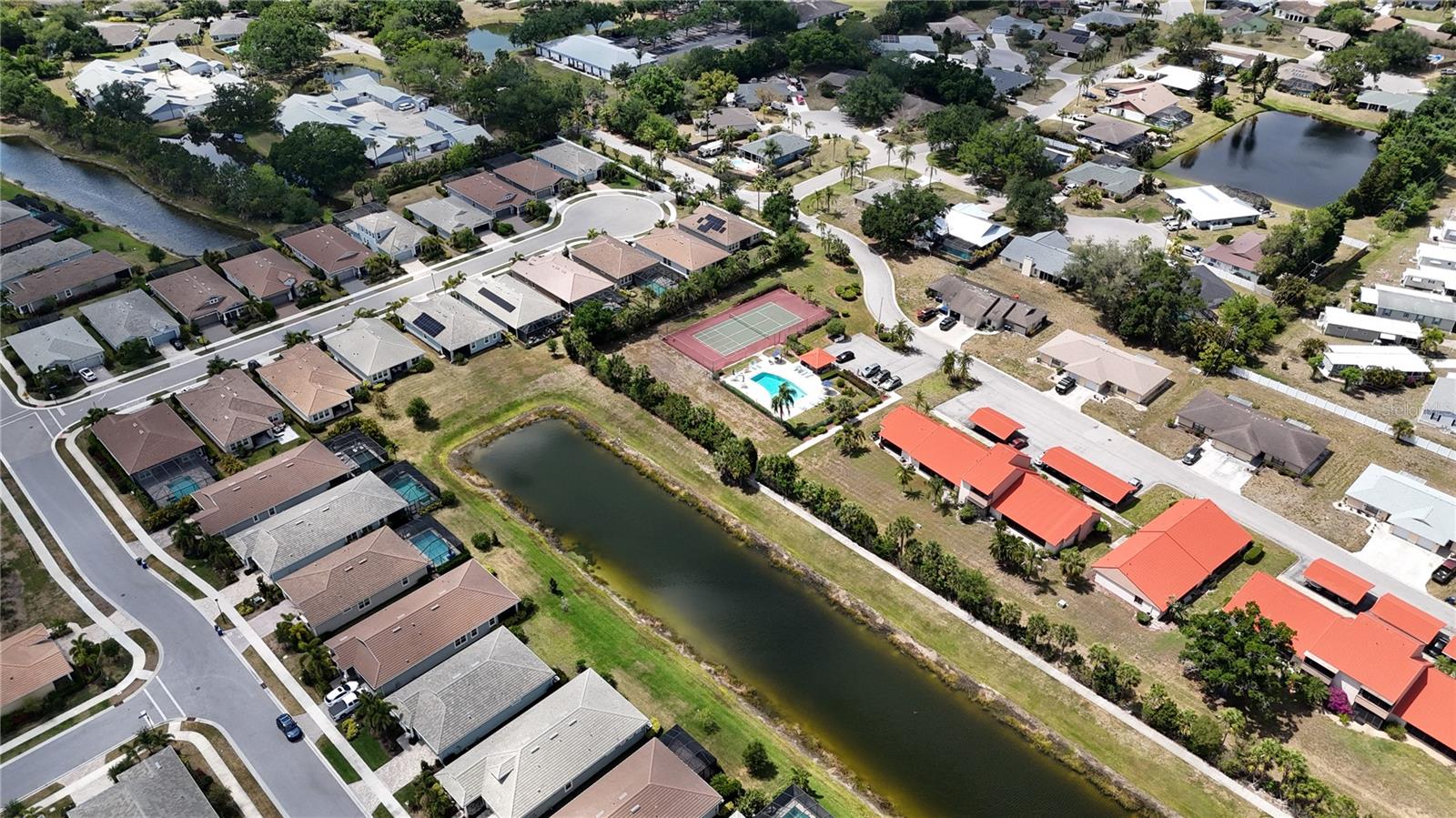 SUNRISE GOLF CLUB PH I - Residential