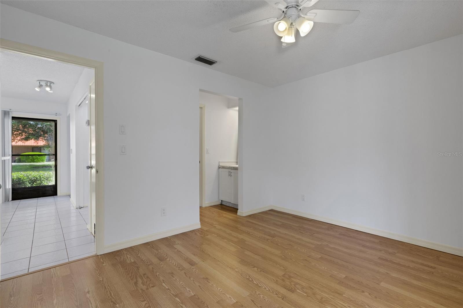 SUNRISE GOLF CLUB PH I - Residential