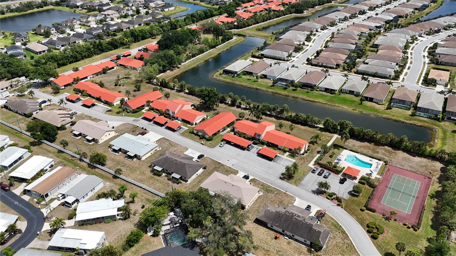 SUNRISE GOLF CLUB PH I - Residential