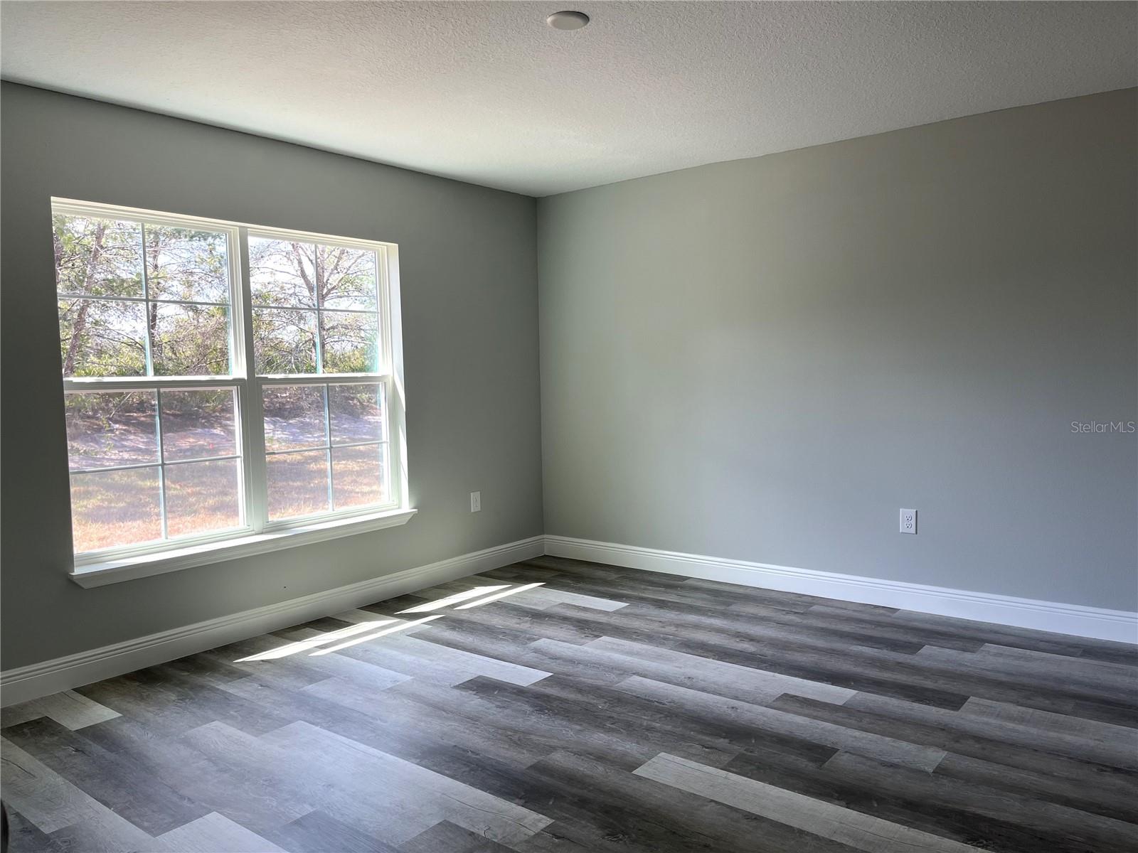 SUN N LAKE - Residential