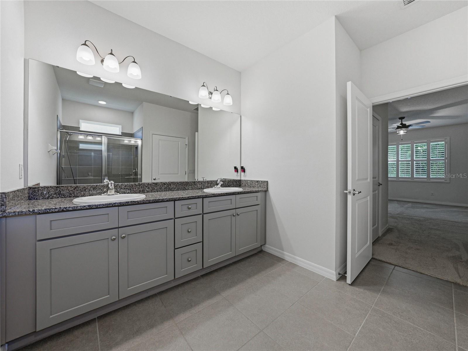 LAKE JOVITA GOLF & COUNTRY CLU - Residential