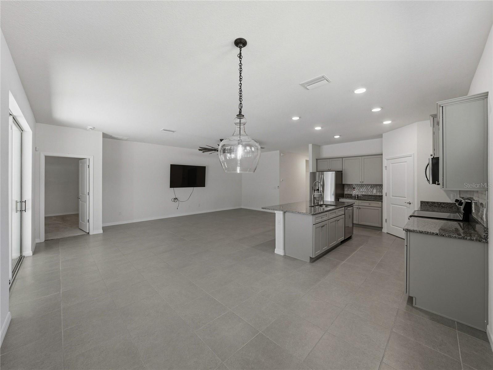 LAKE JOVITA GOLF & COUNTRY CLU - Residential