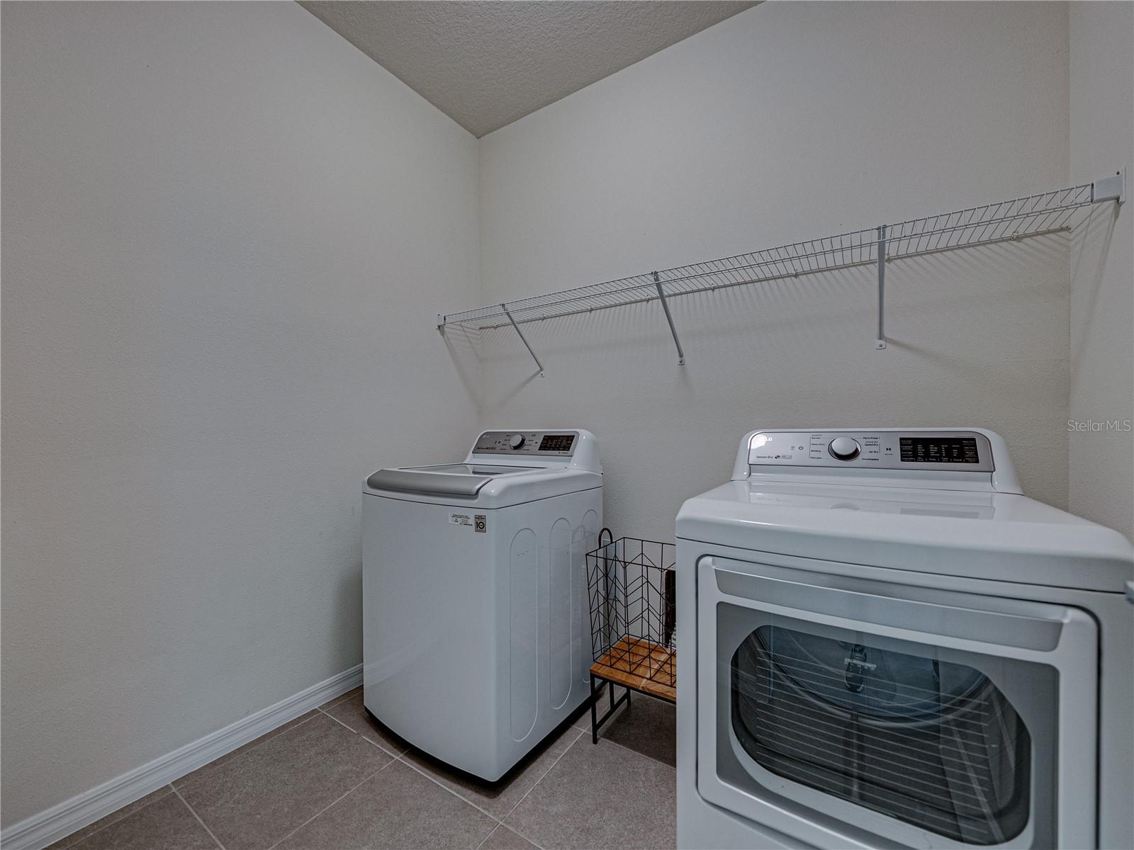 LAKE JOVITA GOLF & COUNTRY CLU - Residential