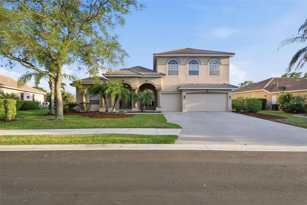 Photo of 12408 Natureview Circle, Bradenton, FL 34212 (MLS # O6395641)
