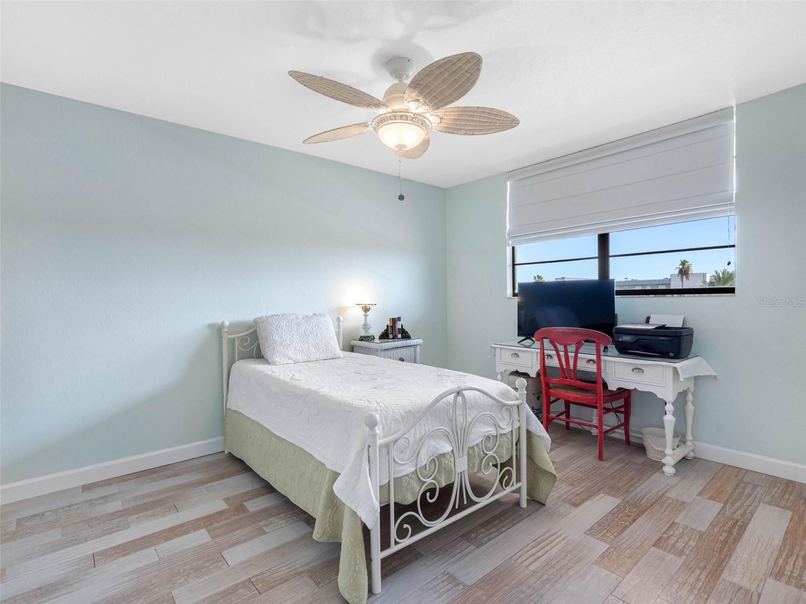 SHORE MARINER THE CONDO - Residential