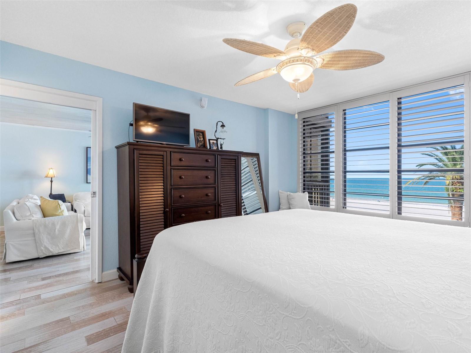 SHORE MARINER THE CONDO - Residential