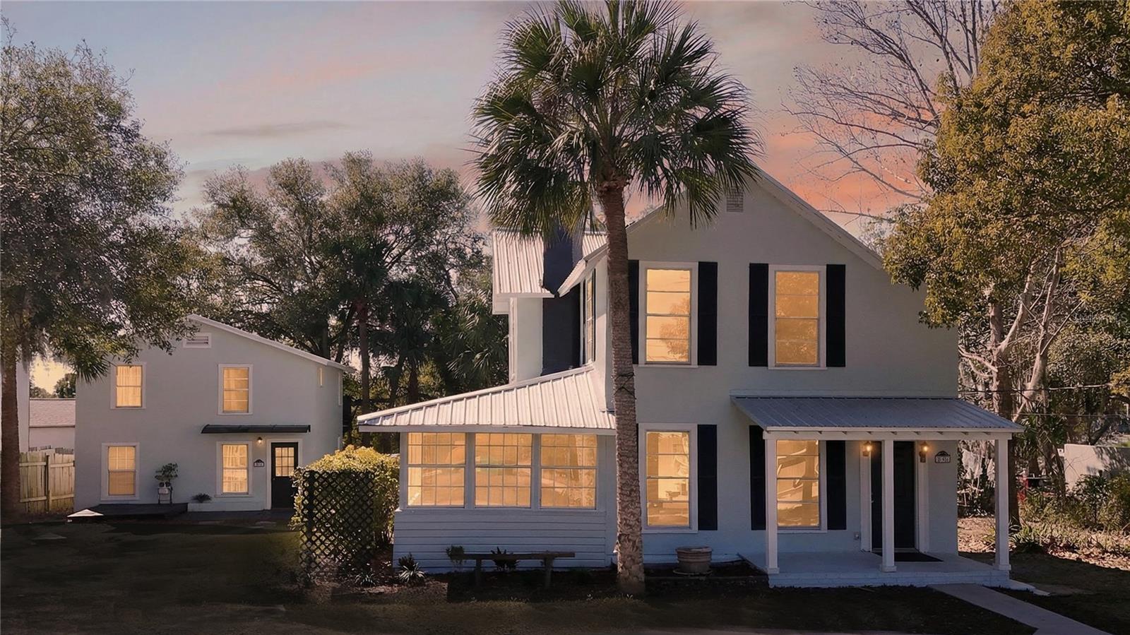 922 WASHINGTON AVENUE