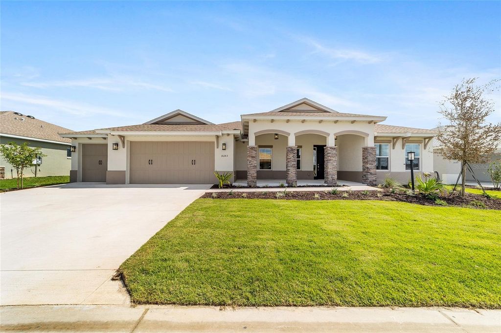 Photo of 10283 SW 105th Terrace, Ocala, FL 34481 (MLS # OM711548)