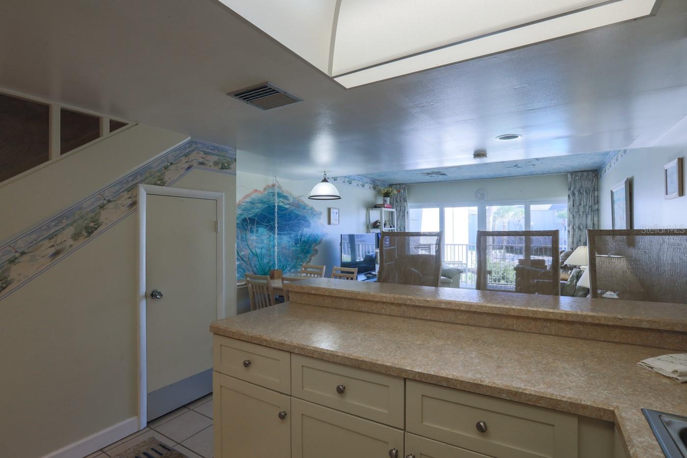 Southeaster Condo 02 - Residential