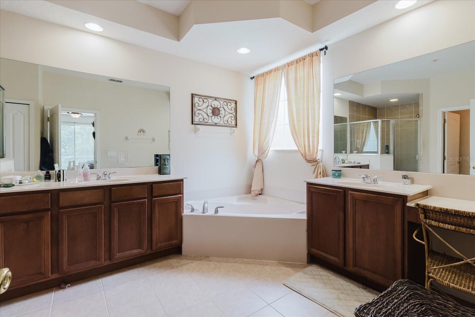 10292 KRISTEN PARK DR