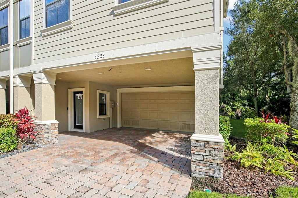 Photo of 6223 Anhinga Place, Tampa, FL 33615 (MLS # L4964700)