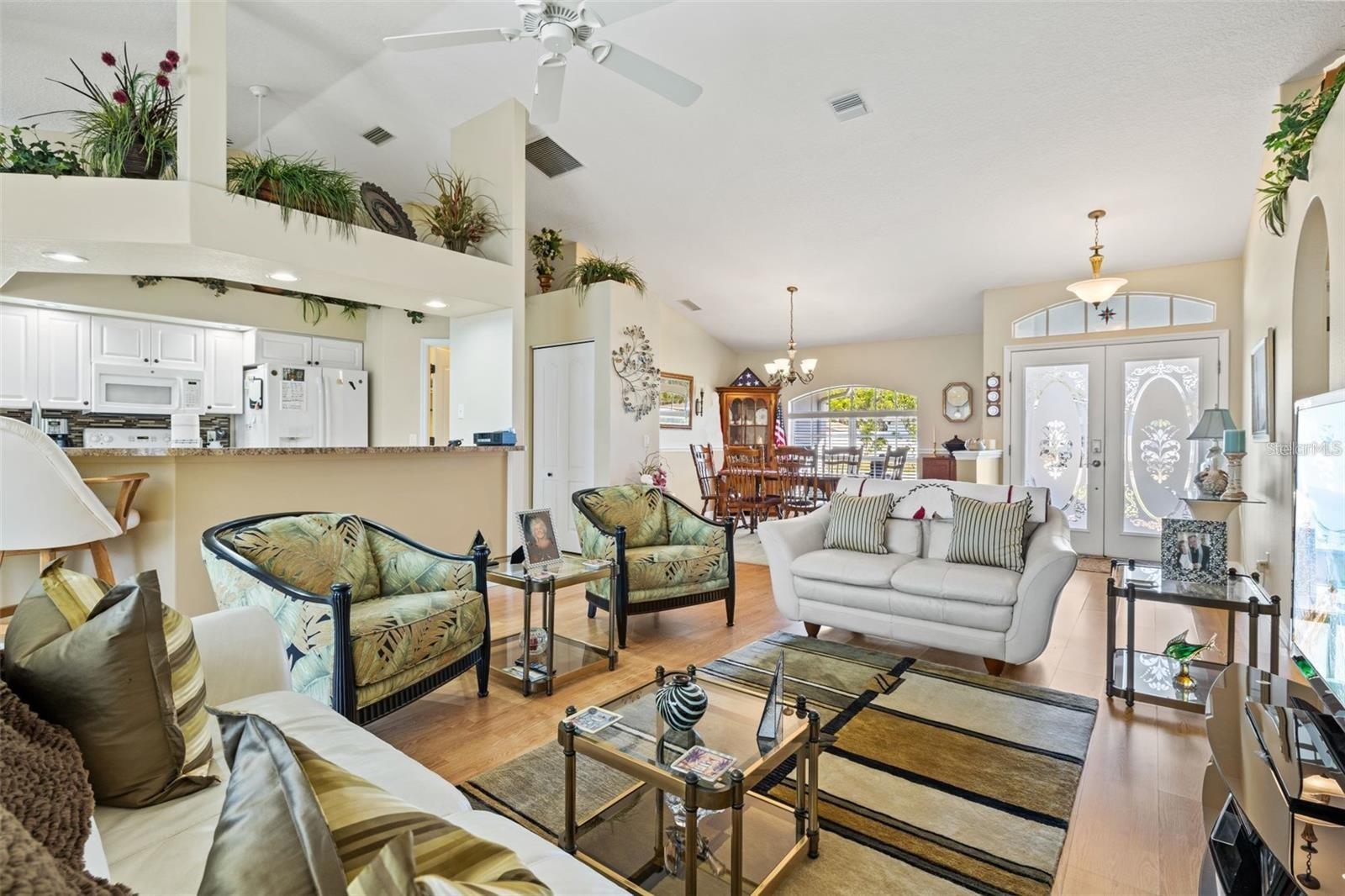 SOUTH VENICE - Residential Lease