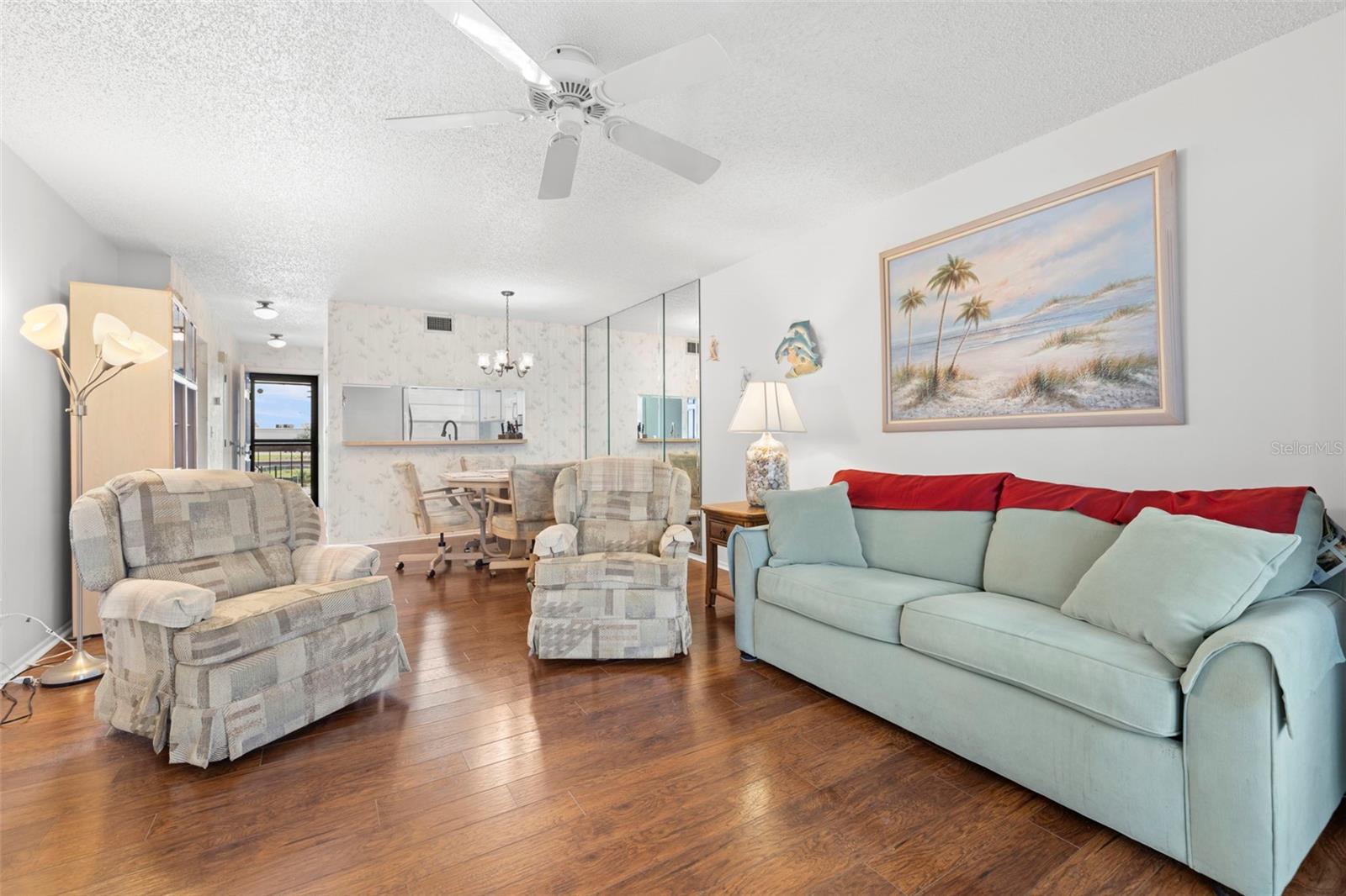 5157 SILENT LOOP 208