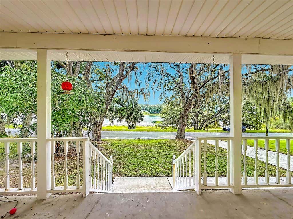 Photo of 540 Drew Avenue, Clermont, FL 34711 (MLS # G5115873)