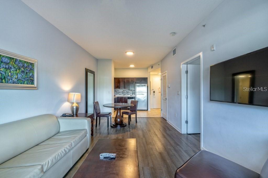 MONA LISA CELEB - Residential