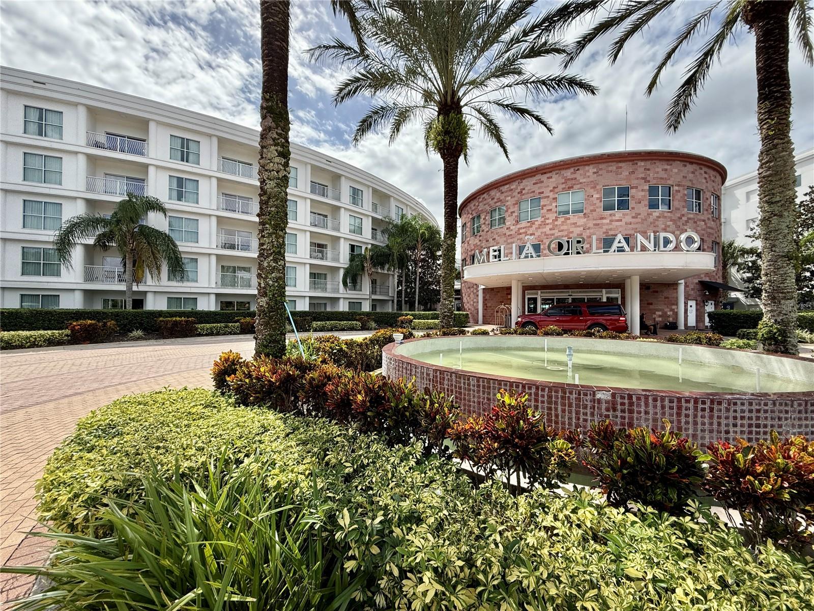 MONA LISA CELEB - Residential