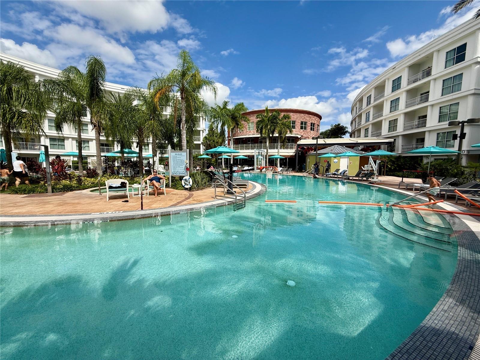 MONA LISA CELEB - Residential