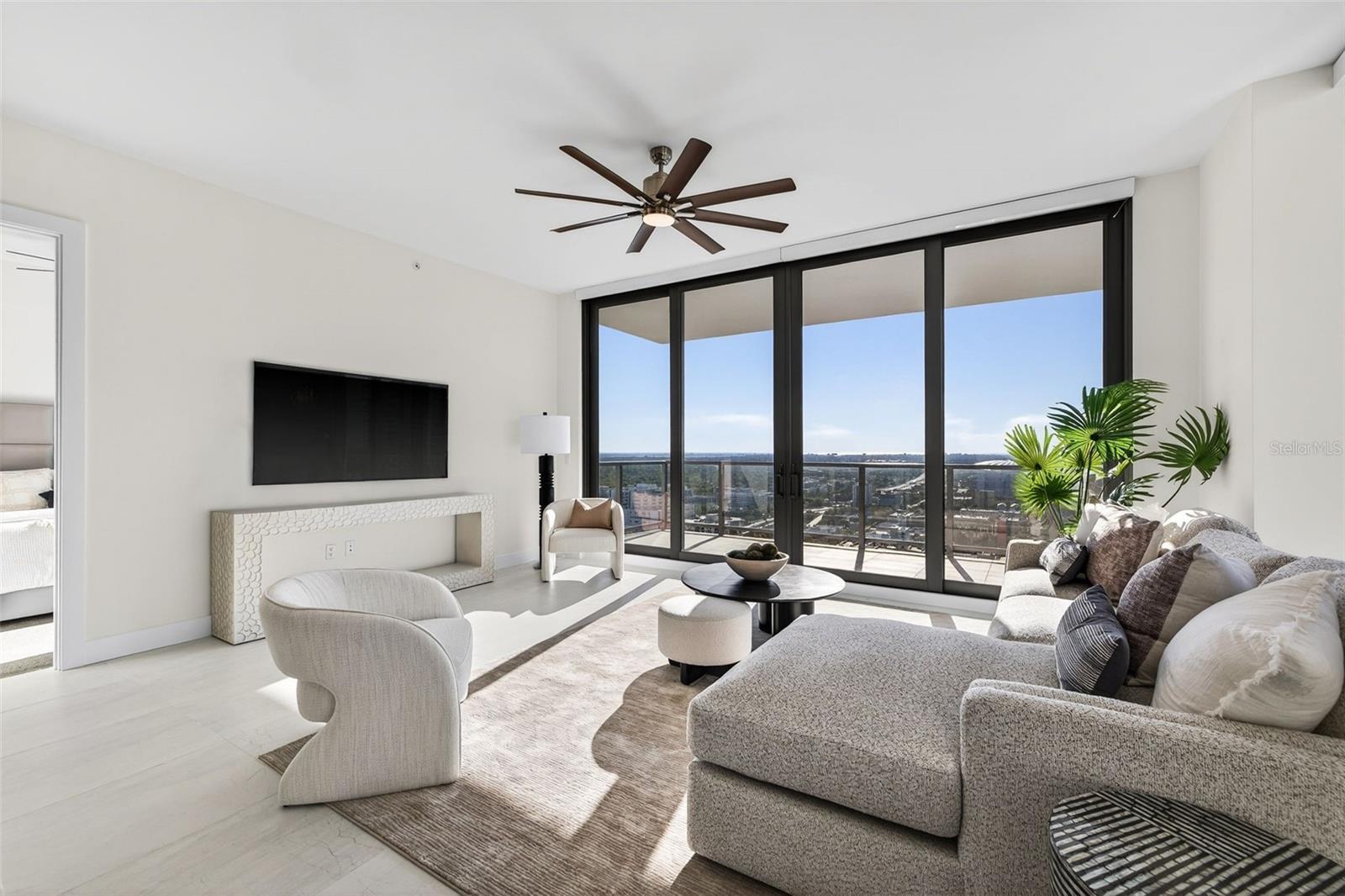 SALTAIRE CONDO - Residential