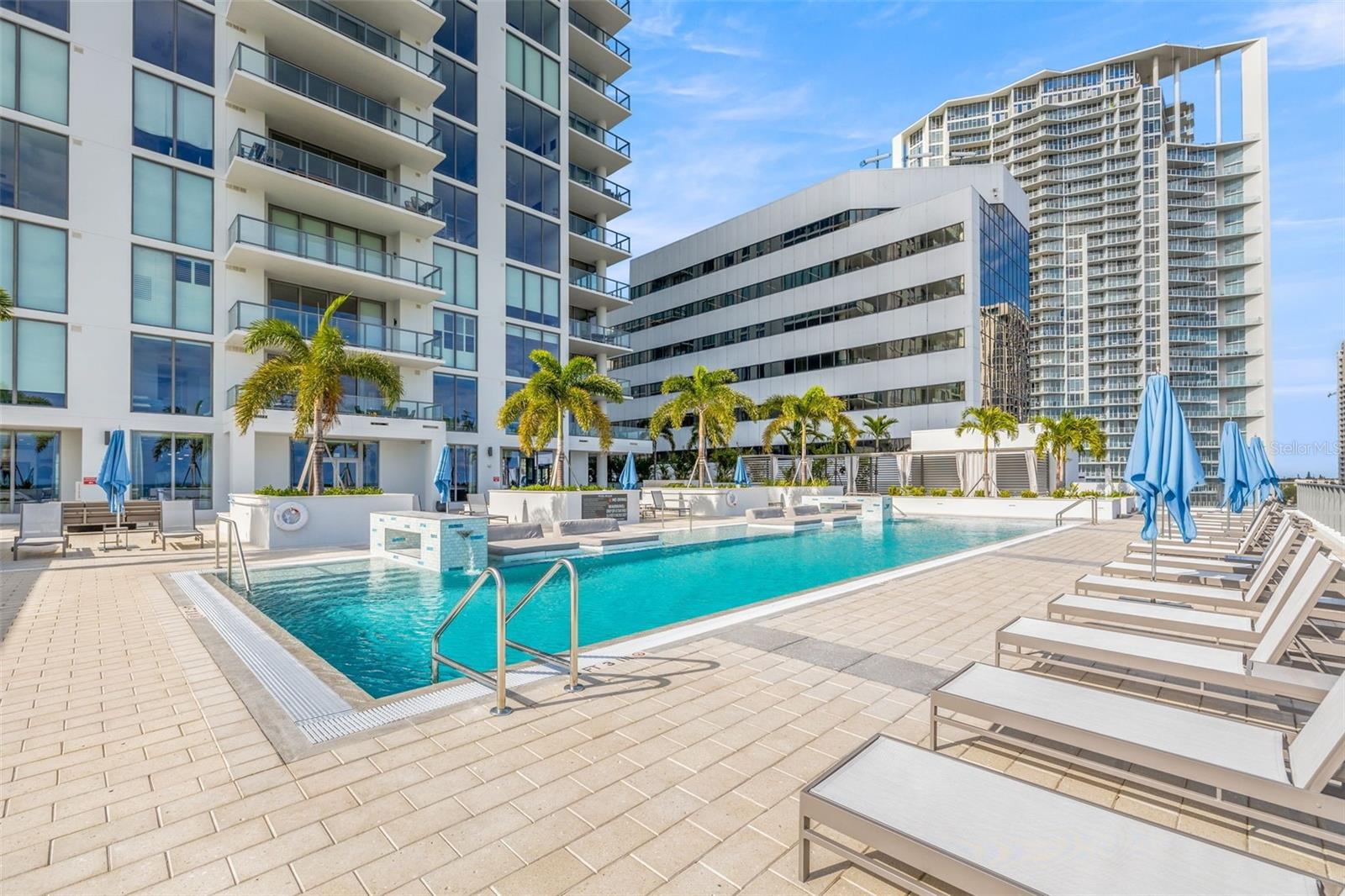 SALTAIRE CONDO - Residential