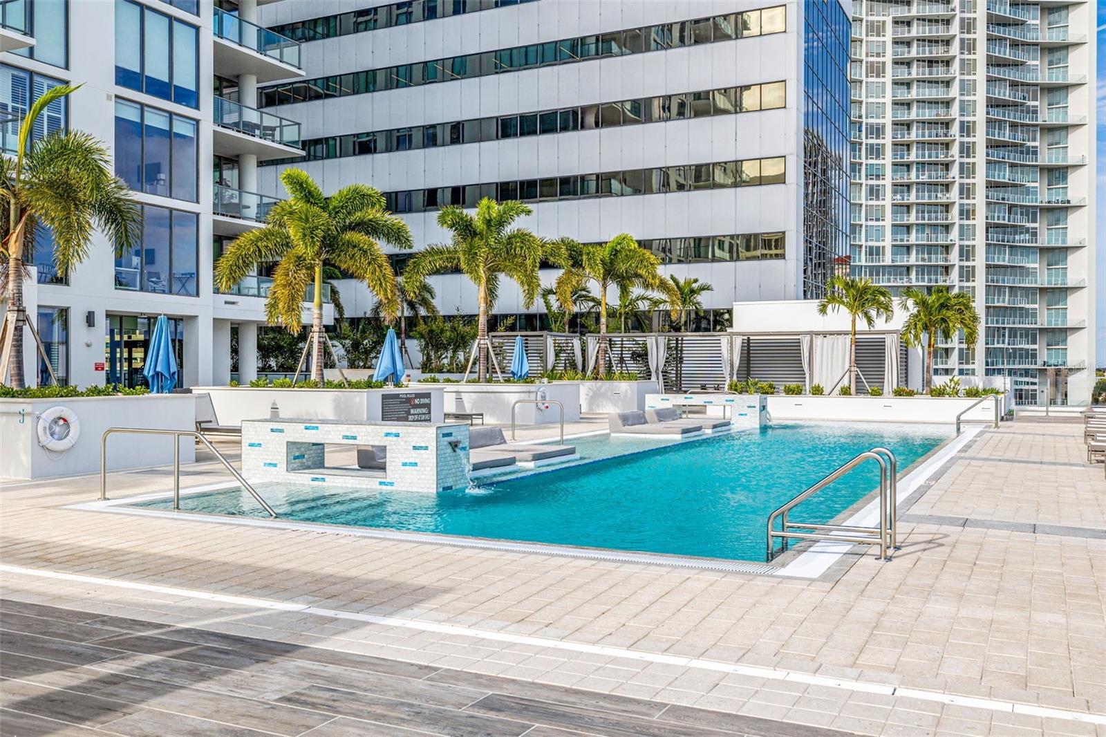 SALTAIRE CONDO - Residential