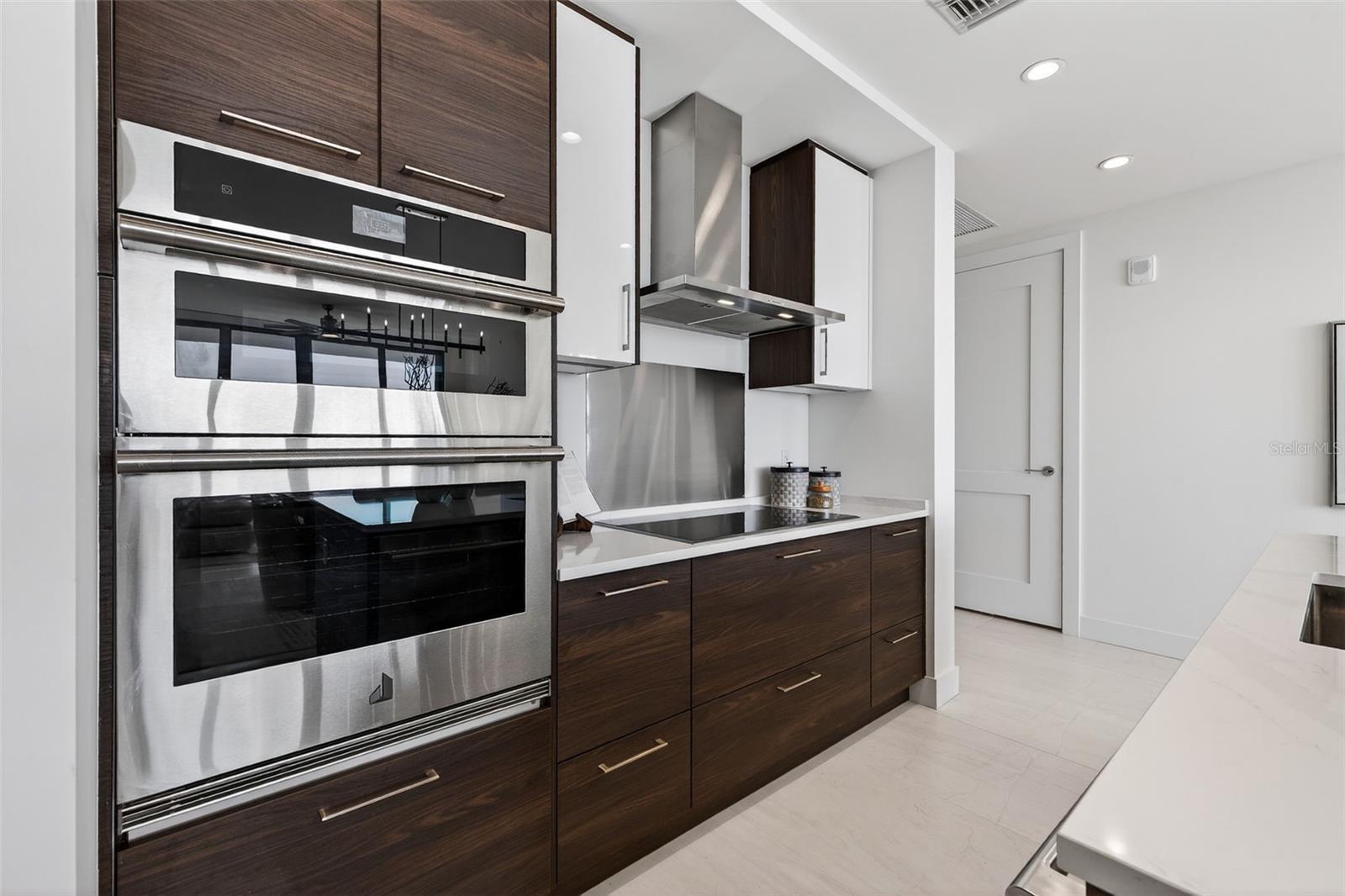 SALTAIRE CONDO - Residential