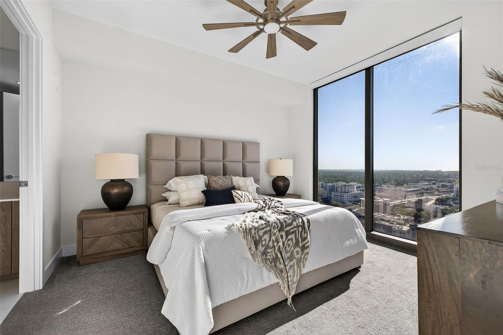 SALTAIRE CONDO - Residential