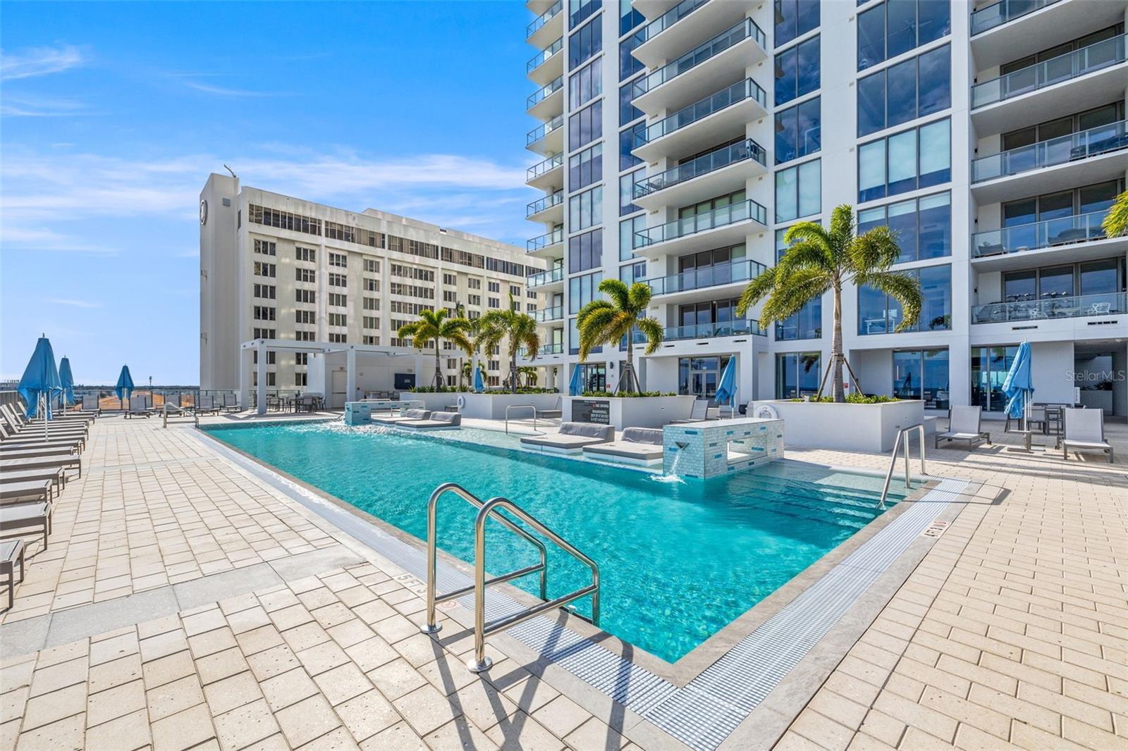 SALTAIRE CONDO - Residential