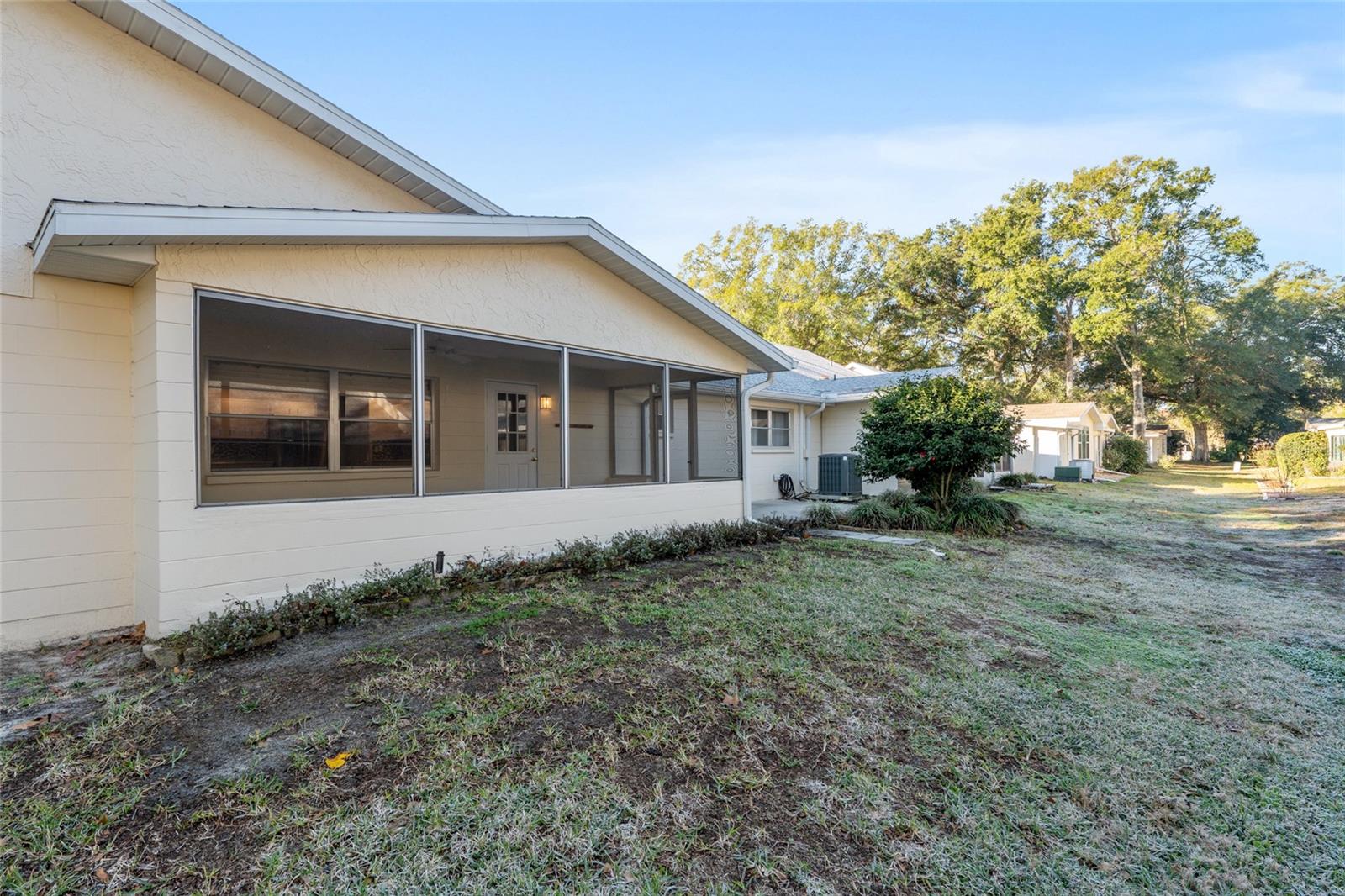 ON TOP OF THE WORLD - Residential