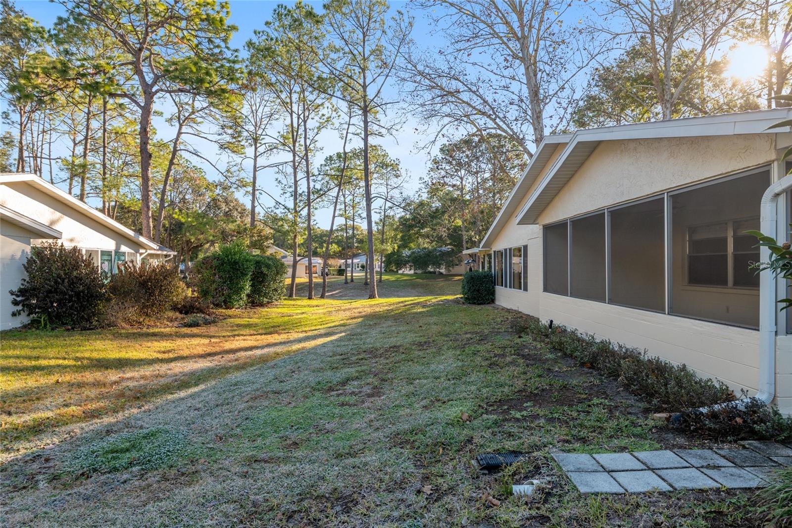 ON TOP OF THE WORLD - Residential