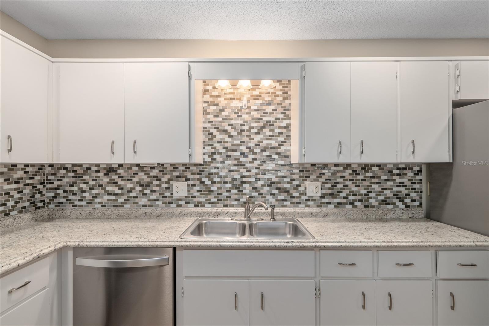 ON TOP OF THE WORLD - Residential