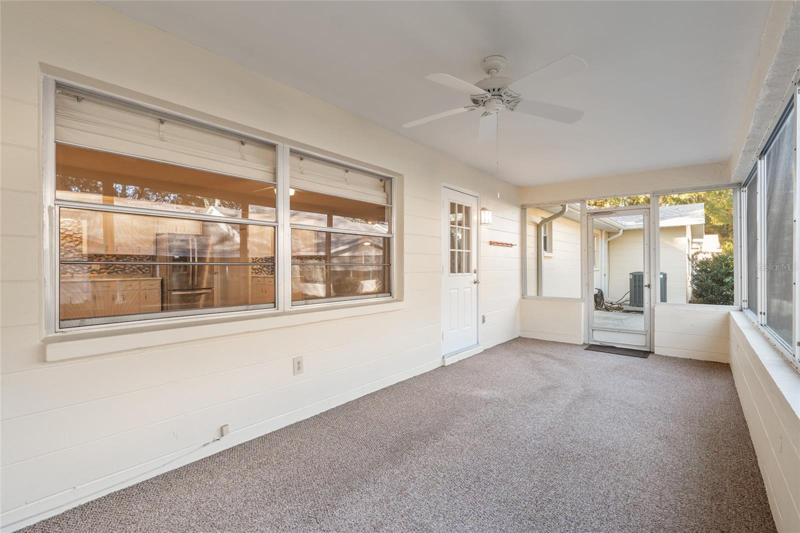 ON TOP OF THE WORLD - Residential