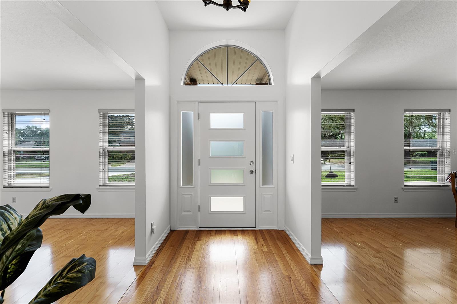 1901 LAKESHORE CIRCLE