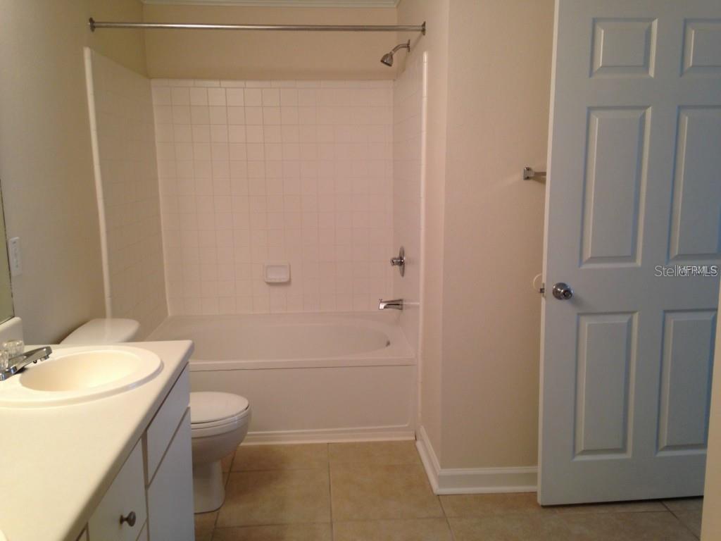 EQUESTRIAN PARC AT HIGHWOODS P - Residential Lease