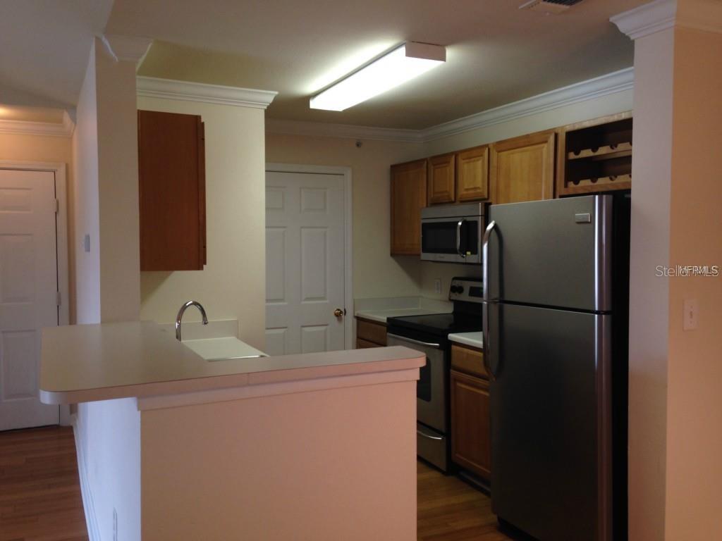 EQUESTRIAN PARC AT HIGHWOODS P - Residential Lease