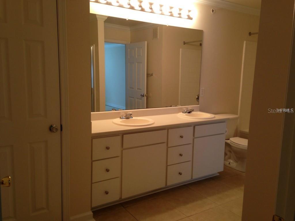 EQUESTRIAN PARC AT HIGHWOODS P - Residential Lease