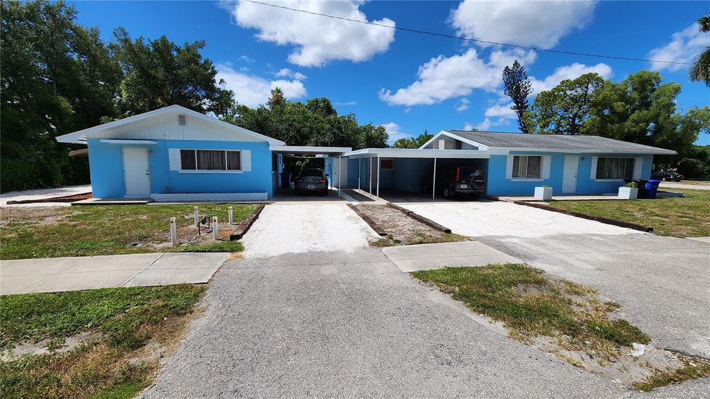 Photo of 2252 Maple Avenue #2254, Fort Myers, FL 33901 (MLS # A4667332)