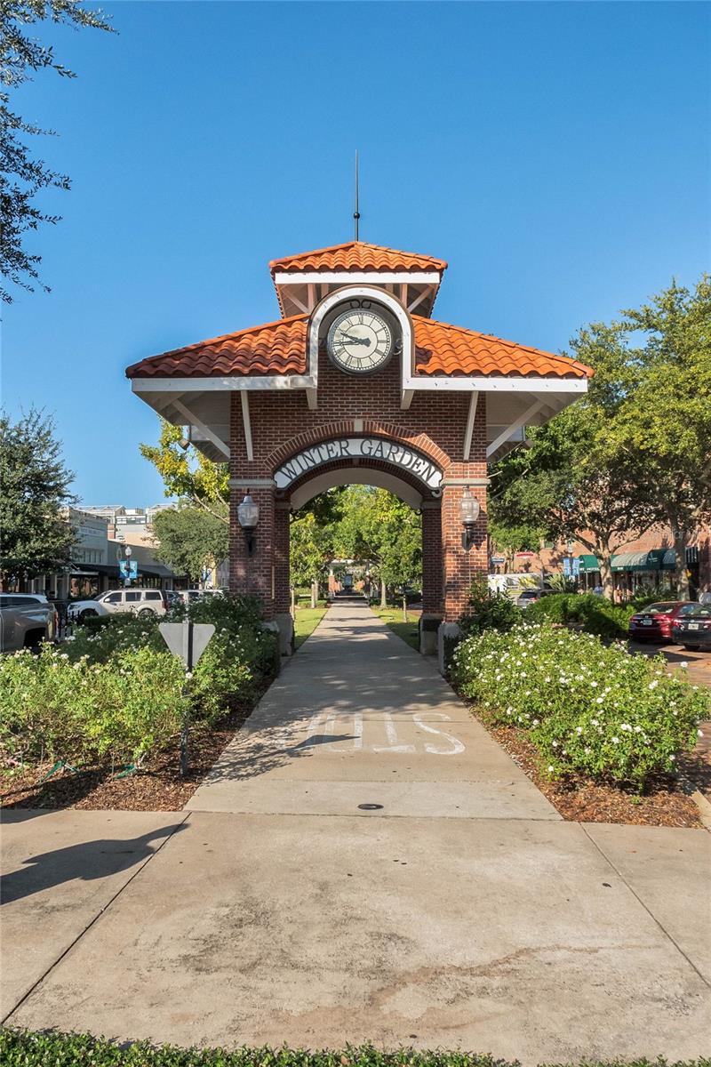 SHOWALTER PARK - Residential